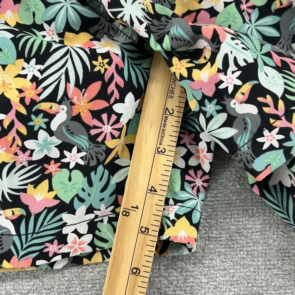 Chubbies‎ Swim Trunks Men Size Medium Floral Black Summer Beach